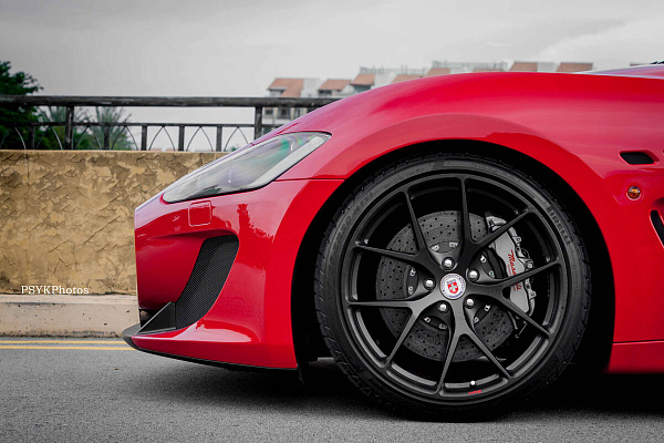 Фото дисков HRE P101 Черный сатин на Maserati GranTurismo I