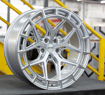 Vossen HFX-1 (5-Lug)