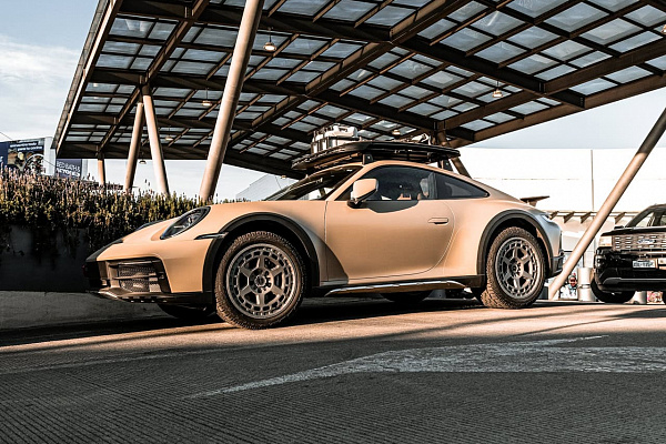 Фото дисков Brixton Forged BX01-M Сатиновый графит на Porsche 911 VIII