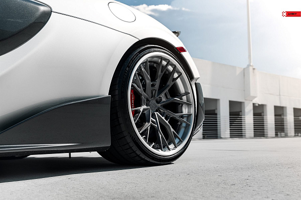 Фото дисков Anrky S3-X5 Сатиновый темный лак на McLaren 600