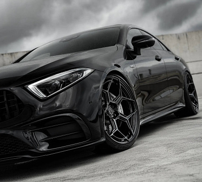 Фото дисков Radi8 R804.C на Mercedes-Benz CLS (C257)