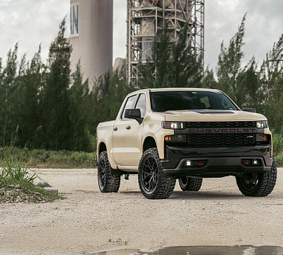 Фото дисков Vossen HF6-4 на Chevrolet Silverado IV