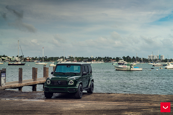 Фото дисков Vossen HFX-1 (5-Lug) Черный глянец на Mercedes-Benz G-Class III