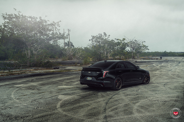 Фото дисков Vossen ML-X2 Сатиновая темная бронза на Cadillac CT4