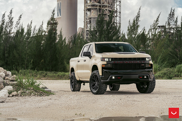 Фото дисков Vossen HF6-4 Черный сатин на Chevrolet Silverado IV