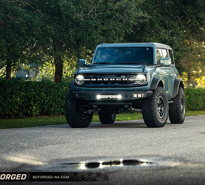 Фото дисков BC Forged RD03-BL на Ford Bronco