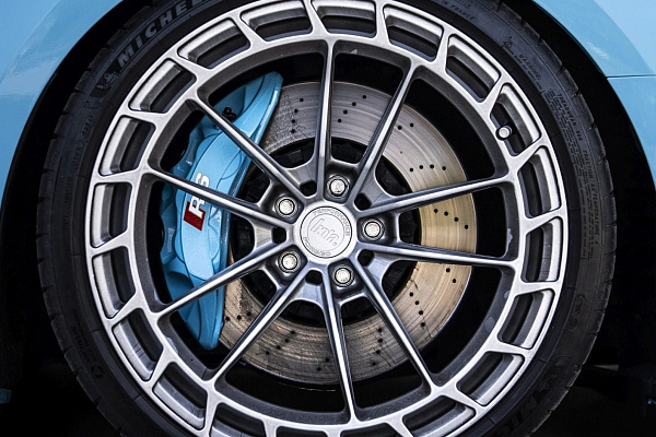 Фото дисков Bola FP3 Глянцевый лак на Audi A/S/RS 5 (F5)