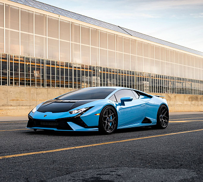 Фото дисков Brixton Forged PF7 на Lamborghini Huracan