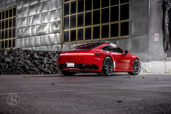 Фото дисков HRE S101SC Сатиновый графит на Porsche 911 VIII