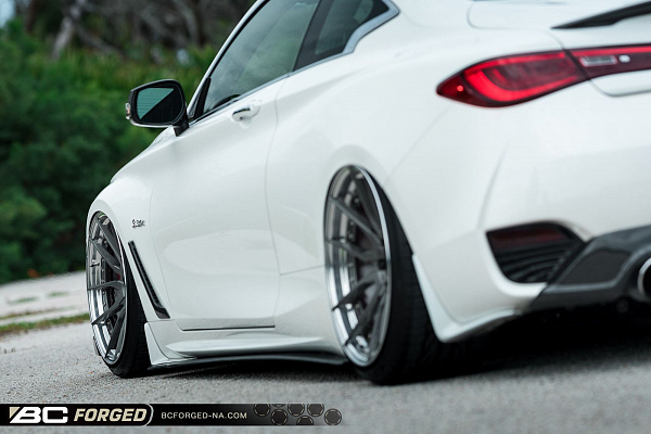 Infiniti Q60
