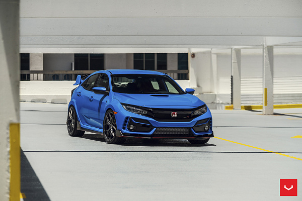 Фото дисков Vossen HF-5 Сатиновый графит на Honda Civic Type R FK8