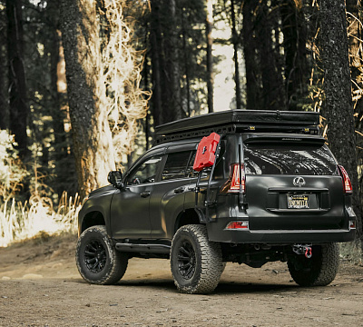 Фото дисков Black Rhino DIAMONDBACK на Lexus GX II