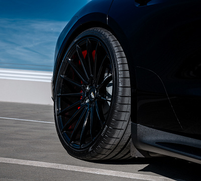 Фото дисков Savini BM16 на Porsche Taycan I