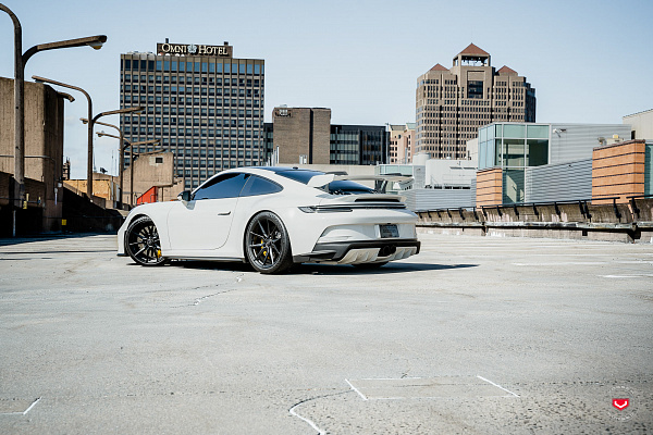 Фото дисков Vossen EVO-2 Черный сатин на Porsche 911 VIII