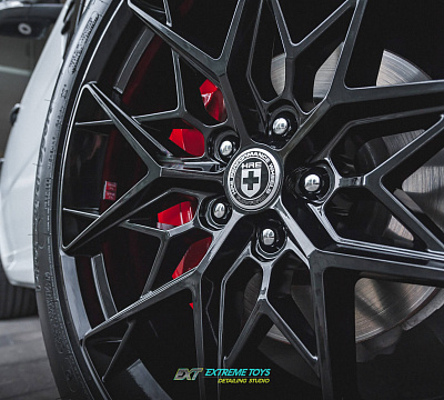 Фото дисков HRE FF10 на Land Rover Range Rover Sport II