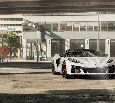 Фото дисков Vossen LC3-01T на Chevrolet Corvette C8