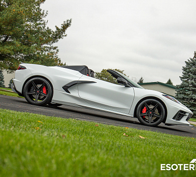 Фото дисков Vossen M-X5 на Chevrolet Corvette C8