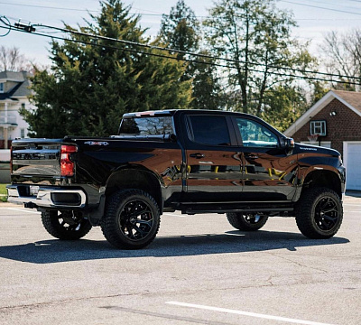 Фото дисков 4PLAY 4P80R на Chevrolet Silverado IV