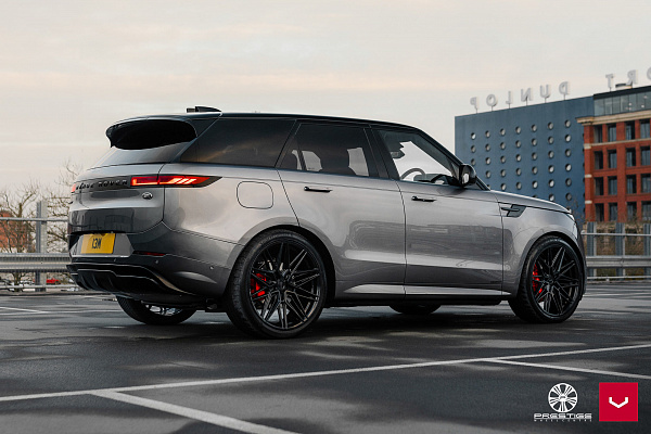 Фото дисков Vossen HF-7 Черный глянец на Range Rover Sport III