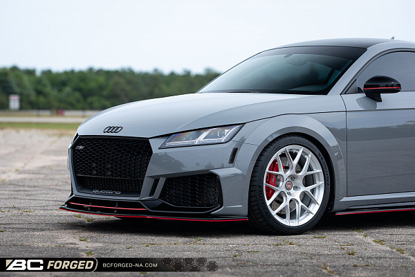 Audi TT RS (8S)
