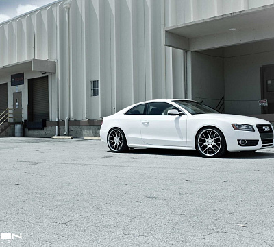 Фото дисков Vossen CV2 на Audi A/S/RS 5 (8T)