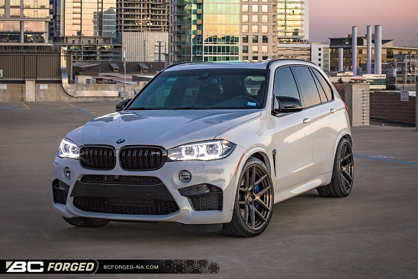 Фото дисков BC Forged HCS02 Глянцевый темный лак на BMW X5/X5 M (F15/F85)
