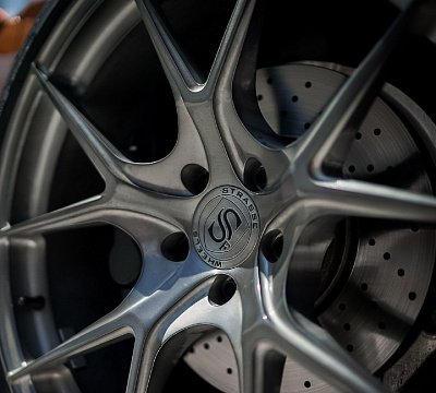 Фото дисков Strasse Wheels SM5R Deep Concave Monoblock на BMW i8
