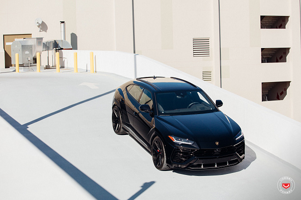 Фото дисков Vossen EVO-5 Черный сатин на Lamborghini Urus