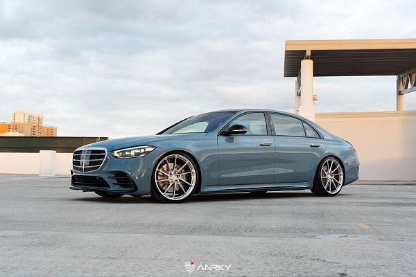 Фото дисков Anrky S1-X5 Полированный лак на Mercedes-Benz S-Class (W222, C217)
