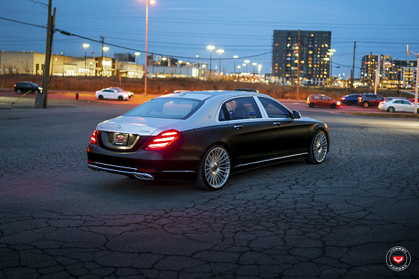 Фото дисков Vossen S17-13 Глянцевый лак на Mercedes-Benz S-Class (W222, C217)