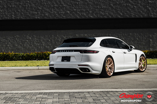 Фото дисков Vossen RS74 Глянцевая медь на Porsche Panamera II