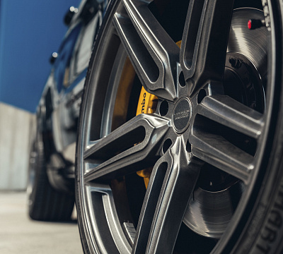 Фото дисков Vossen HF-1 на Jeep Grand Cherokee IV