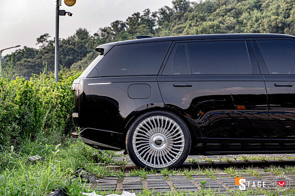 Фото дисков Vossen UV-5 Глянцевый лак на Land Rover Range Rover V