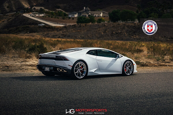 Фото дисков HRE S101 Глянцевый темный лак на Lamborghini Huracan