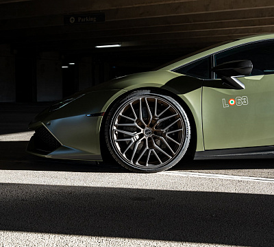 Фото дисков Brixton Forged VL4 на Lamborghini Huracan