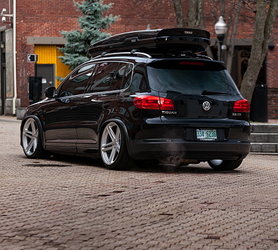 Фото дисков Vossen VFS-5 на Volkswagen Tiguan I