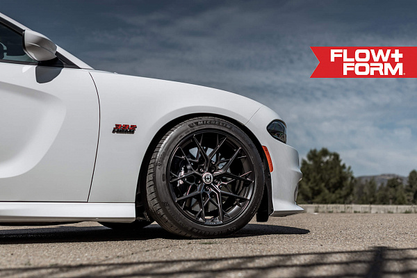 Фото дисков HRE FF10 Глянцевый темный лак на Dodge Charger VII