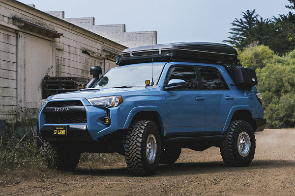Фото дисков Black Rhino PRIMM Сатиновый лак на Toyota 4Runner V