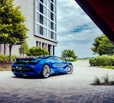 Фото дисков Strasse Wheels SV10 Deep Concave Duoblock на McLaren 720S