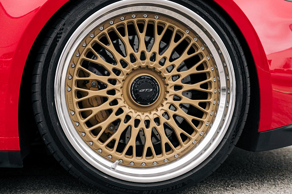 Фото дисков Brixton Forged TR20 Сатиновое золото на Porsche 911 VIII