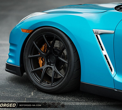Фото дисков BC Forged RZ05 на Nissan GT-R