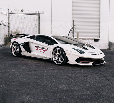Фото дисков Brixton Forged NC01-R на Lamborghini Aventador