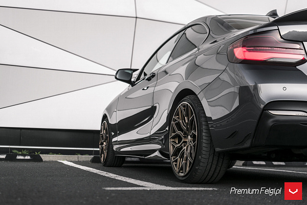 Фото дисков Vossen HF-2 Глянцевая бронза на BMW 2/M2 (F22/F87)