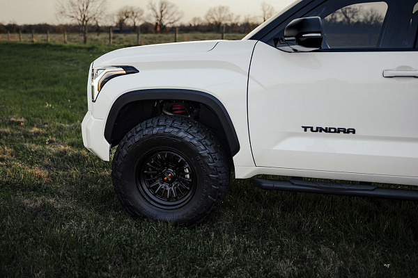 Фото дисков Black Rhino TALEO Черный сатин на Toyota Tundra III