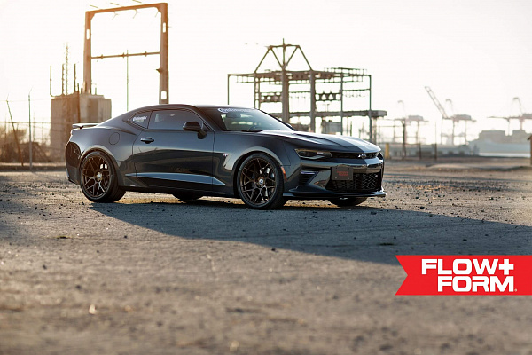 Фото дисков HRE FF01 Глянцевое темное золото на Chevrolet Camaro VI
