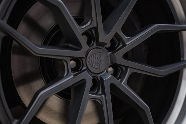 Фото дисков Anrky AN31 Сатиновый графит на Range Rover IV