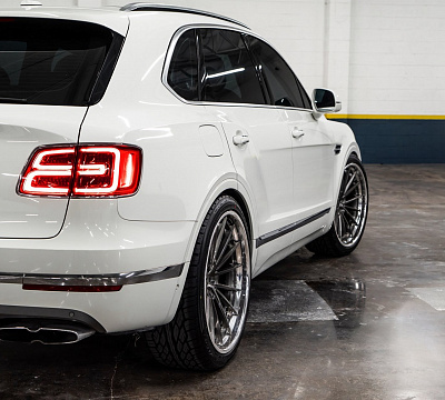 Фото дисков Anrky AN39 на Bentley Bentayga