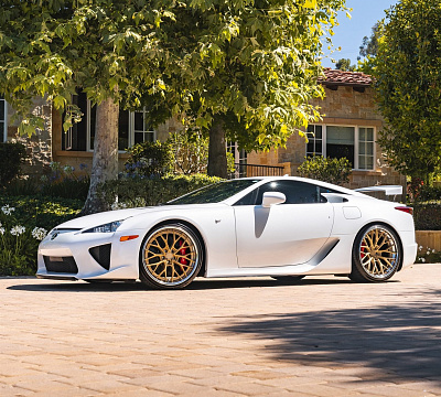 Фото дисков Anrky AN30 на Lexus LFA