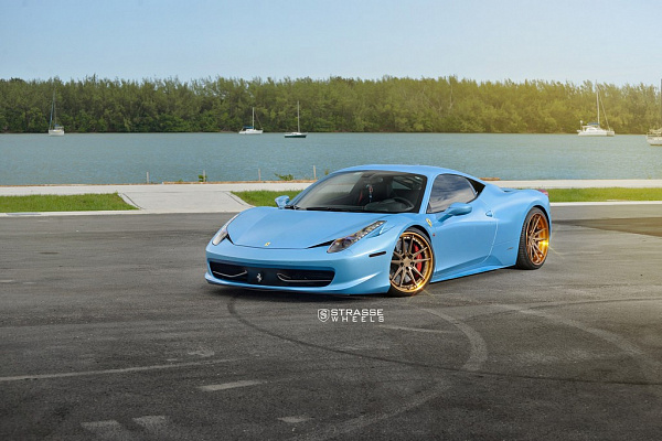 Фото дисков Strasse Wheels SV1 Deep Concave FS Сатиновая темная бронза на Ferrari 458