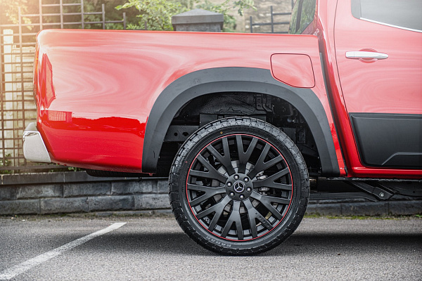 Фото дисков Kahn Kahn RS Черный сатин на Mercedes-Benz X-Class